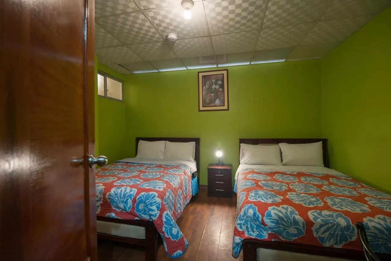 Pensión Hostal Downtown Quito Ecuador